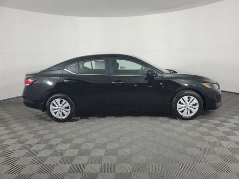 New 2025 Nissan Sentra S image 3