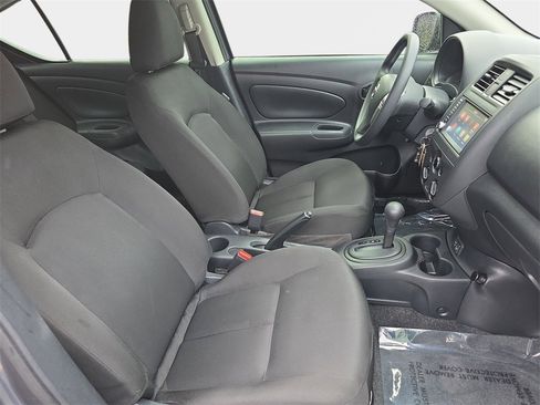Used 2019 Nissan Versa S Plus image 12