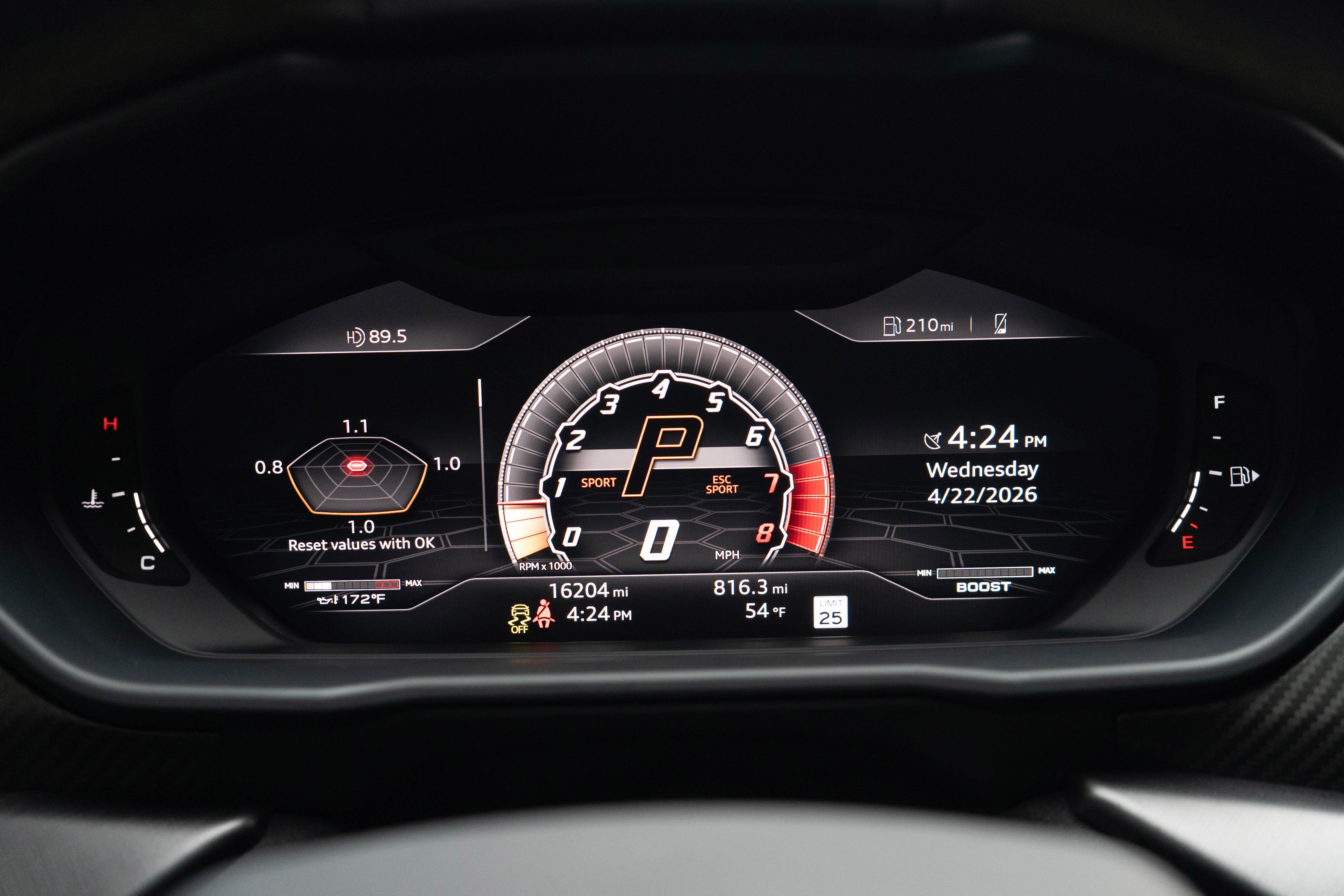Used 2021 Lamborghini Urus AWD/4WD image 18