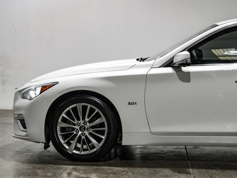 Used 2019 INFINITI Q50 Luxe w/ Essential Package (3.0T Luxe) image 19