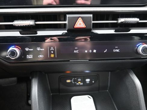 New 2026 Kia Sportage X-Line AWD/4WD image 22