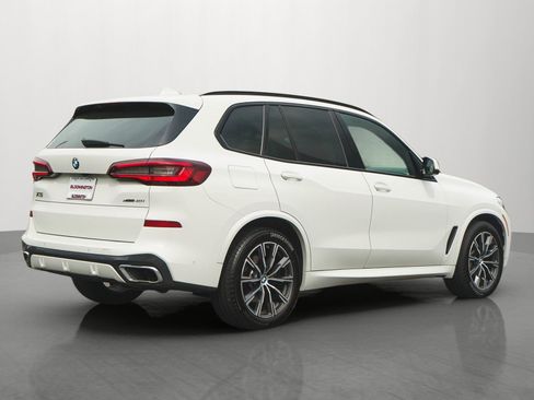 Used 2022 BMW X5 xDrive40i w/ M Sport Package AWD/4WD image 7