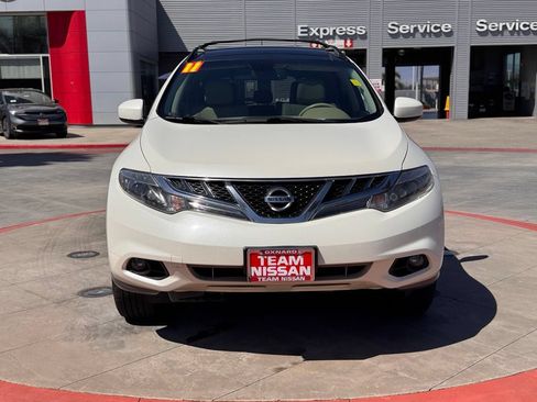 Used 2011 Nissan Murano LE w/ Navigation Pkg FWD image 3