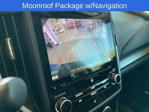 Used 2020 Subaru Crosstrek 2.0i Limited w/ Moonroof Package w/Navigation AWD/4WD image 9