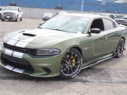 Used 2023 Dodge Charger Scat Pack w/ Plus Group RWD image 13