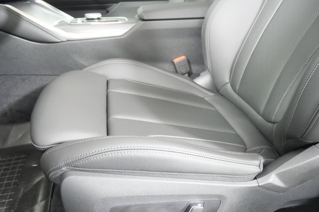 New 2027 BMW 430i Coupe w/ M Sport Package RWD image 10