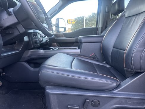 Used 2026 Ford F250 Lariat AWD/4WD image 11