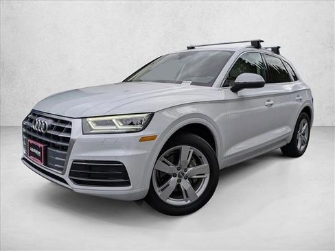 Used 2019 Audi Q5 2.0T Premium Plus w/ Premium Plus Package image 1