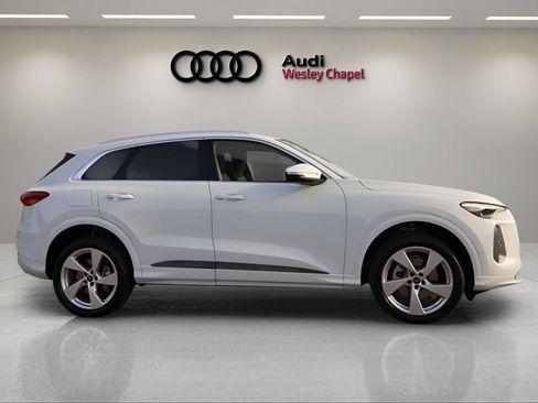 New 2026 Audi Q5 Premium Plus AWD/4WD image 6