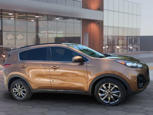 Used 2021 Kia Sportage S w/ S AWD Premium Package image 14