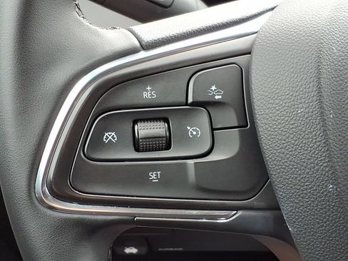 Used 2025 Buick Encore GX Sport Touring FWD image 25