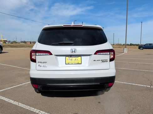 Used 2021 Honda Pilot Black Edition image 7