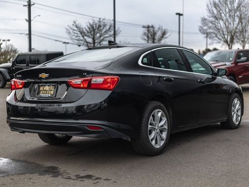 Used 2024 Chevrolet Malibu LT image 9