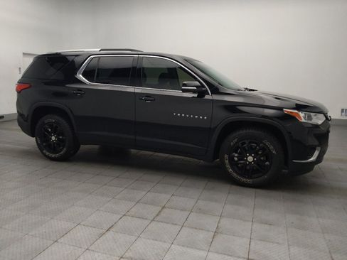 Used 2018 Chevrolet Traverse LT image 11