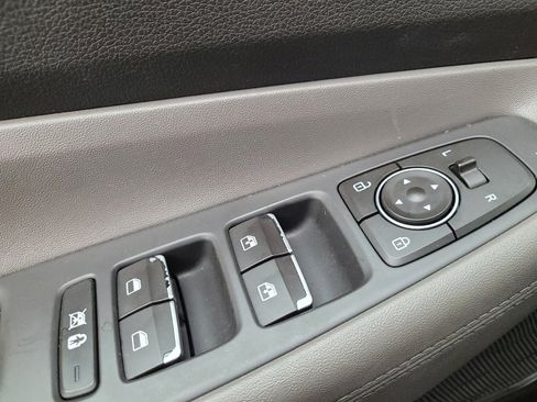 Used 2020 Hyundai Santa Fe SEL FWD image 27