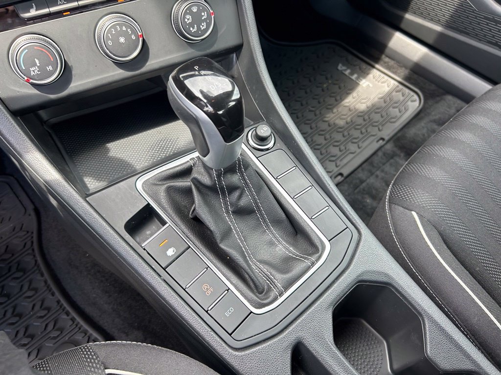 Certified 2024 Volkswagen Jetta Sport FWD image 31