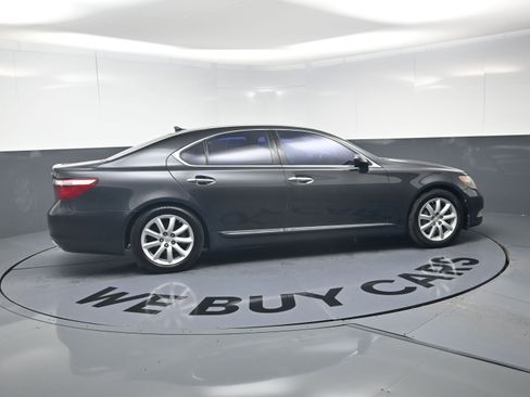 Used 2008 Lexus LS 460 RWD image 10