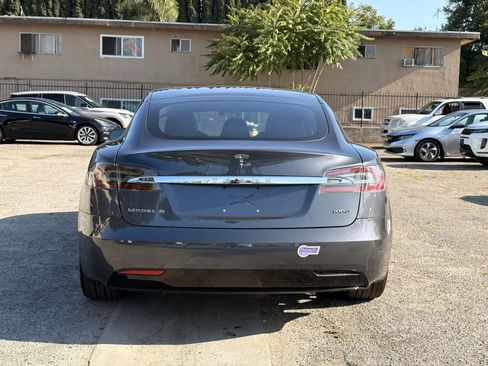 Used 2018 Tesla Model S 100D AWD/4WD image 3