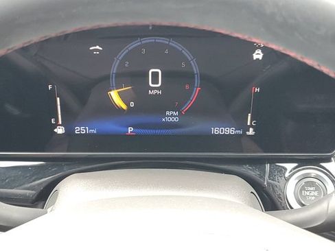 Certified 2025 Chevrolet Trax RS w/ Driver Confidence Package FWD image 19