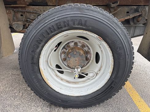 Used 2008 Ford F450 2WD Regular Cab Super Duty image 26