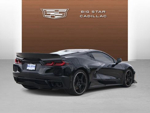 Used 2023 Chevrolet Corvette Stingray Preferred Cpe w/ Z51 Performance Package RWD image 5