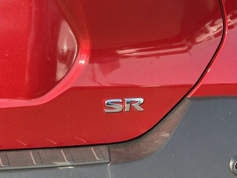 Used 2020 Nissan Kicks SR w/ SR Premium Package FWD image 25