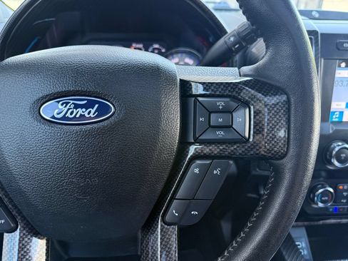 Used 2019 Ford F250 Lariat w/ Lariat Ultimate Package AWD/4WD image 34