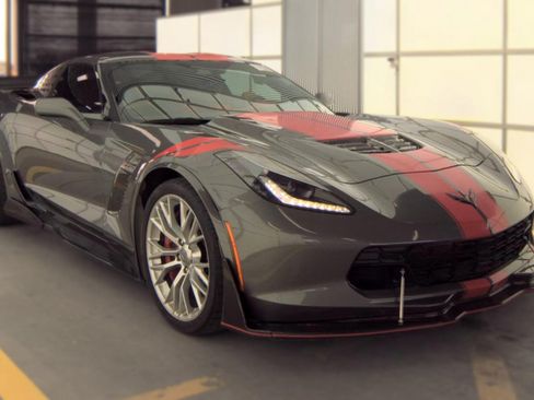 Used 2016 Chevrolet Corvette Z06 w/ 3LZ Preferred Equipment Group RWD image 1