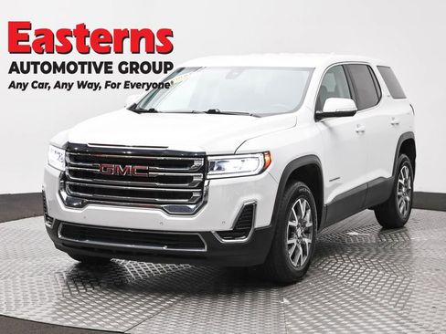 Used 2022 GMC Acadia SLE image 1