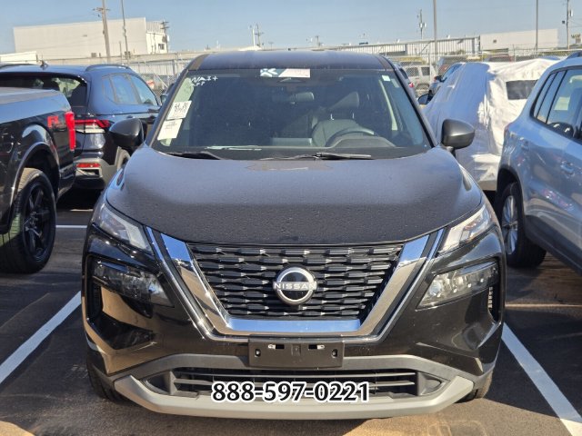 Used 2023 Nissan Rogue S AWD/4WD image 8