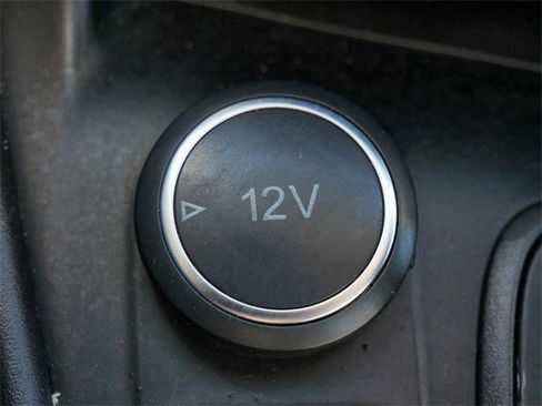 Used 2017 Ford Focus SE image 24