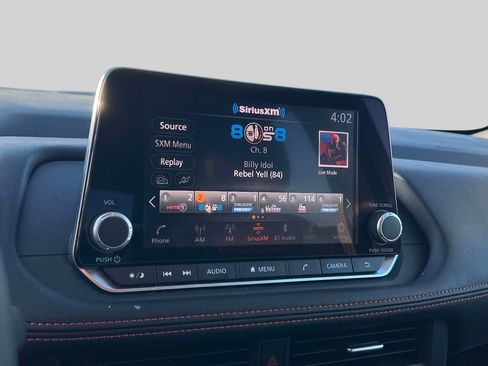 Certified 2025 Nissan Rogue SV image 26