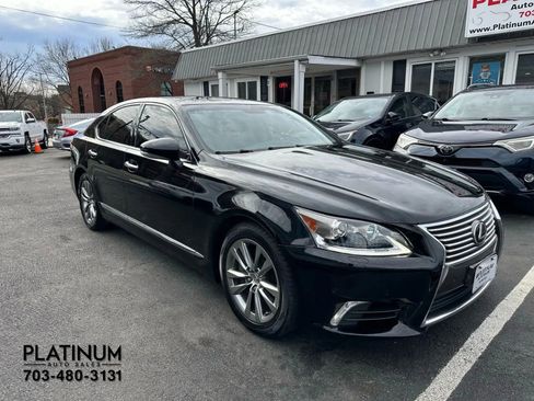 Used 2016 Lexus LS 460 AWD w/ Comfort Package image 4