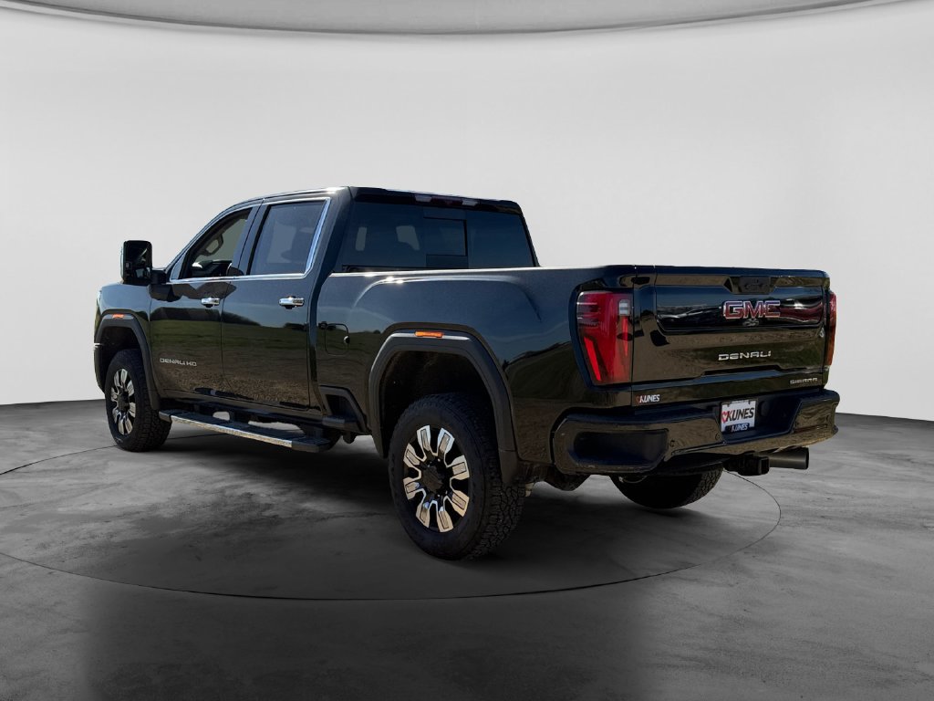 Used 2024 GMC Sierra 2500 Denali AWD/4WD image 7