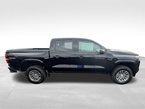 New 2026 Chevrolet Colorado LT w/ LT Convenience Package AWD/4WD image 9