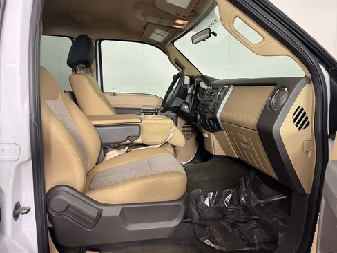 Used 2011 Ford F350 XLT w/ XTR Pkg image 17