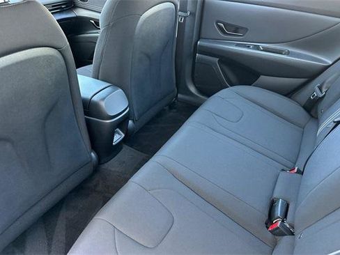 Certified 2025 Hyundai Elantra Sport image 12