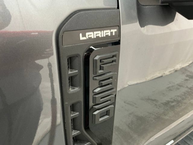 New 2026 Ford F350 Lariat w/ Black Appearance Package AWD/4WD image 8