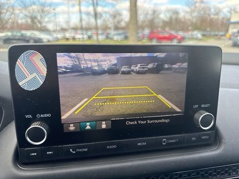 Certified 2024 Honda HR-V LX image 9