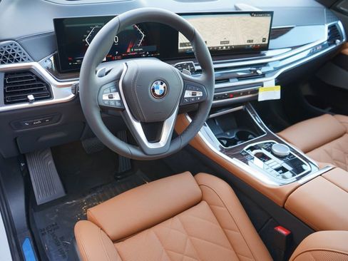 New 2026 BMW X5 xDrive40i w/ Premium Package image 13