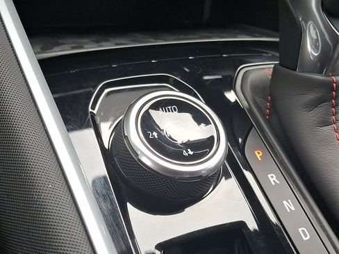 Used 2024 Chevrolet Colorado Z71 w/ Z71 Convenience Package 2 image 23