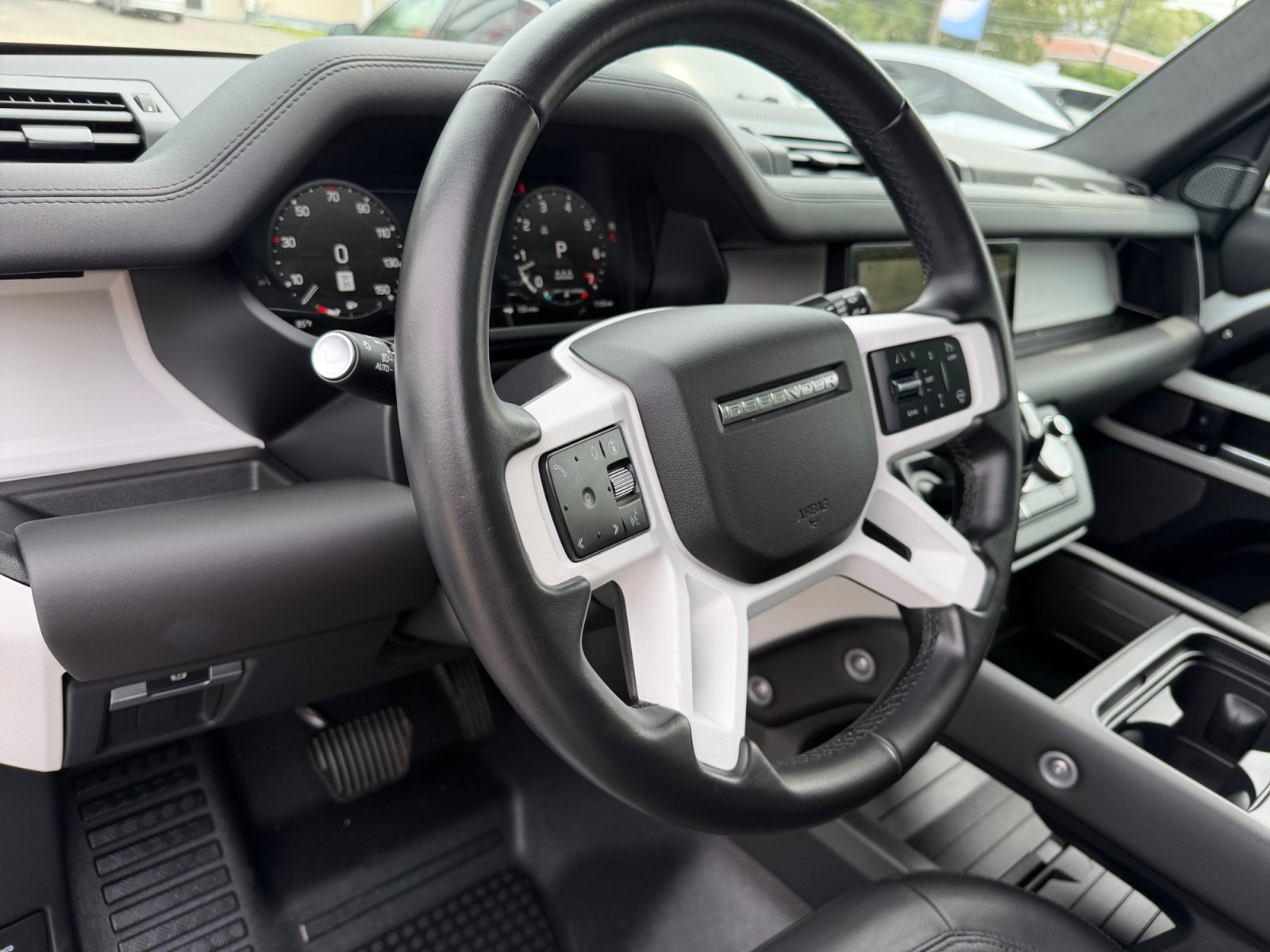 Used 2024 Land Rover Defender 110 S AWD/4WD image 17