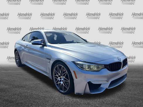Used 2018 BMW M4 Coupe RWD image 2