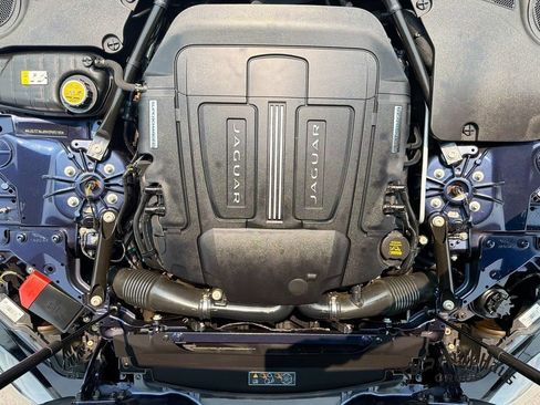 Used 2015 Jaguar F-TYPE R RWD image 34