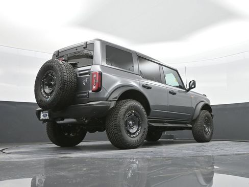 New 2025 Ford Bronco Badlands w/ Sasquatch Package image 53