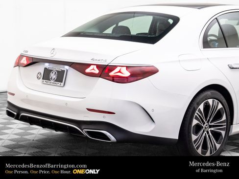 New 2026 Mercedes-Benz E 350 4MATIC Sedan image 38