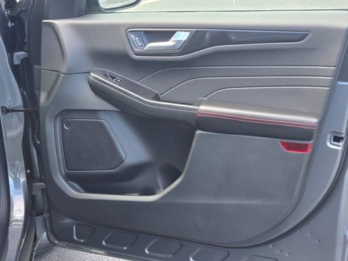 New 2026 Ford Escape ST-Line w/ Cold Weather Package image 4