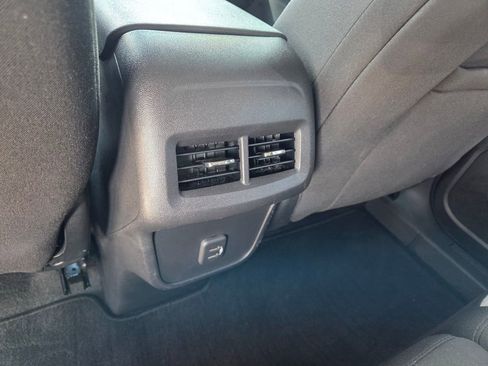 Certified 2023 Chevrolet Equinox LS w/ LS Convenience Package FWD image 7