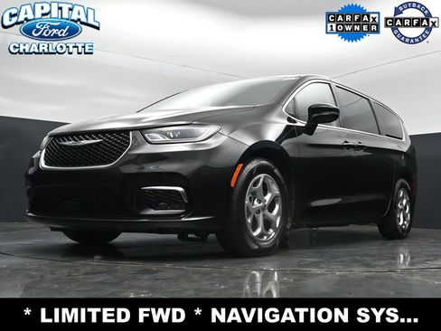 Used 2024 Chrysler Pacifica Limited FWD image 23