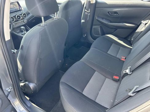 Used 2024 Nissan Sentra SV FWD image 17